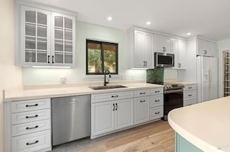 46500 Signal Port Creek Rd, Gualala, CA 95445