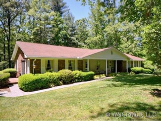 337 Vanderbilt Rd, Asheville, NC 28803
