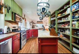 1695 Carton Way, Grants Pass, OR 97526