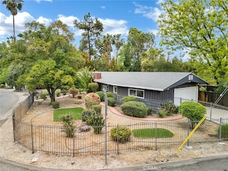 5300 Winnetka Ave, Woodland Hills, CA 91364