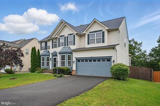 9129 Autumn Glory Ln, Bristow, VA 20136
