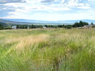 0 Stackland Rd, Cove, OR 97824