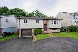 1875 Anderson Ave, Coraopolis, PA 15108