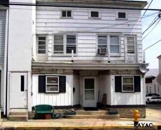 50 S Queen St, Littlestown, PA 17340