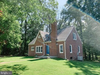 4090 Doss Garland Dr, Hampstead, MD 21074