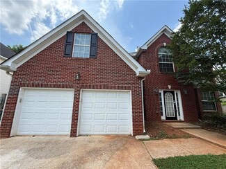 330 Kentwood Springs Dr, Hampton, GA 30228