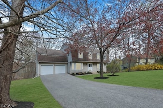 97 Wesley Dr, West Milford, NJ 07480