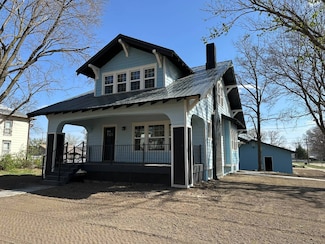 815 Lincoln Ave, Hebron, NE 68370