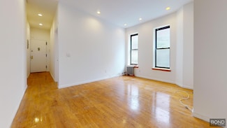 188 2nd Ave Unit 9, New York, NY 10003