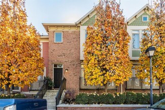 529 E New York St, Indianapolis, IN 46202