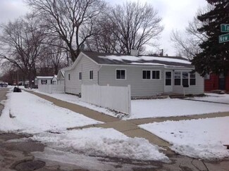 800 Taylor Ave, Aurora, IL 60506