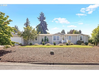 1015 Oak St Unit 94, 95, Silverton, OR 97381