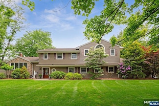 446 Victor Way, Wyckoff, NJ 07481