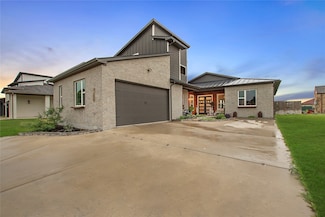 7604 Trailridge Dr, Fort Worth, TX 76179