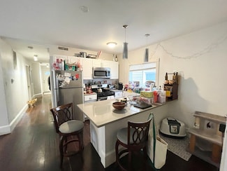 32 Rawson St Unit 2, Dorchester, MA 02125