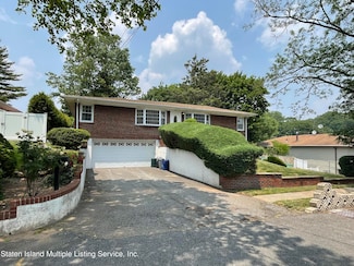 69 Fayette Ave, Staten Island, NY 10305