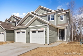 2254 Watertown Way, Grand Rapids, MI 49505