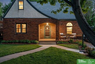 4505 Pine St, Omaha, NE 68106