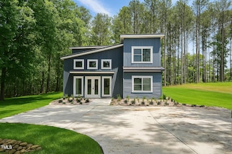 2921 Wall Store Rd, Raleigh, NC 27610