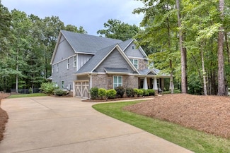 59 Winding Lake Dr, Hamilton, GA 31811