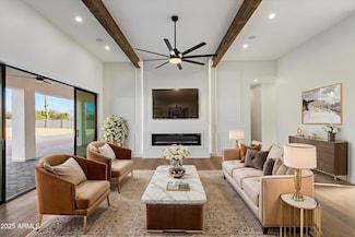 3323 N 81st St, Mesa, AZ 85207