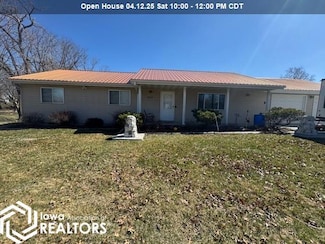 1617 S 15th St, Centerville, IA 52544