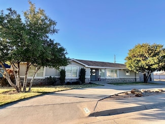 702 Shepherd Cir, Andrews, TX 79714