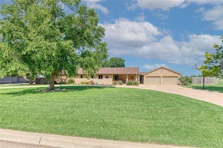517 N Garrett St, Elk City, OK 73644