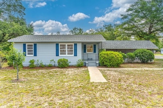 44 Oxford St, Defuniak Springs, FL 32435