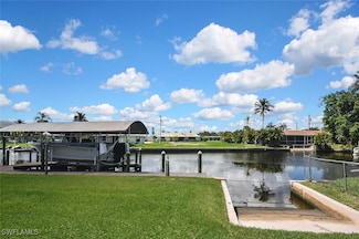 467 Stipe St, North Fort Myers, FL 33903