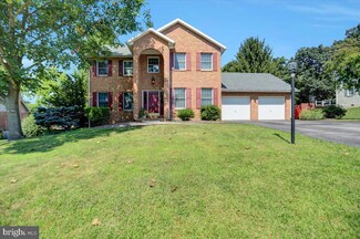 185 Opal Dr, Chambersburg, PA 17202