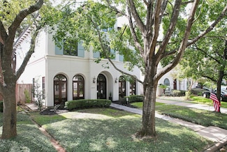 6015 Floyd St, Houston, TX 77007