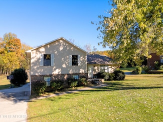 420 Bridge View Ln, Knoxville, TN 37914