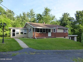 194 Lambert Ln, Williamsport, PA 17701