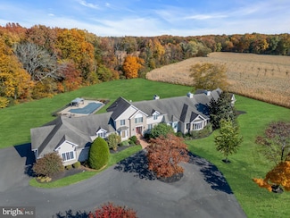 183 Bordentown Georgetown Rd, Crosswicks, NJ 08515