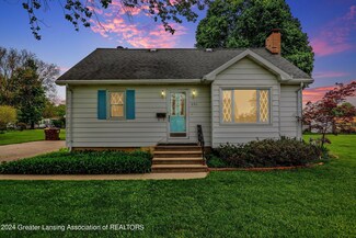 291 Crescent Dr, Portland, MI 48875