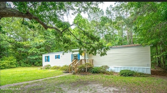 5461 Thrush Rd SW, Ocean Isle Beach, NC 28469