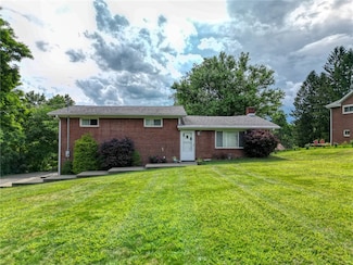 223 Larue Dr, Coraopolis, PA 15108
