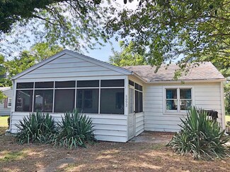 8092 Atlantic Rd, Wallops Island, VA 23337