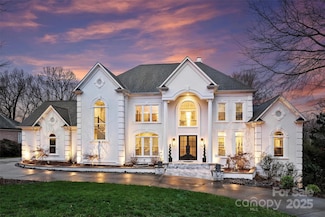 4335 Piper Glen Dr, Charlotte, NC 28277