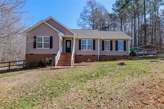 2051 Birds Nest Rd, Church Road, VA 23833