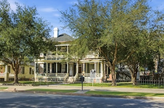 1116 Church St, Galveston, TX 77550