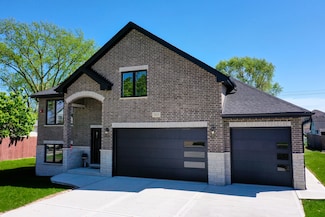 7835 W 98th Place, Hickory Hills, IL 60457