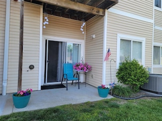 1210 NE 6th Ln Unit I9, Ankeny, IA 50021