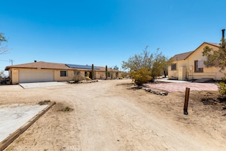 6425 Indian Cove Rd, Twentynine Palms, CA 92277