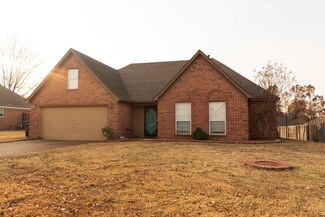 115 Lakewood Dr, Oakland, TN 38060