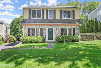 24 Sunshine Ave, Riverside, CT 06878