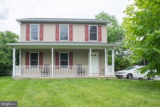 1316 High St, Boiling Springs, PA 17007