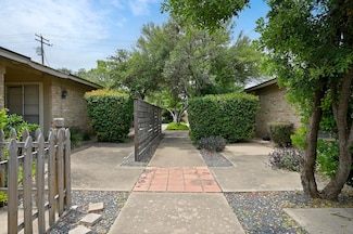 3430 Willowrun Dr, Austin, TX 78704