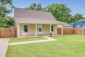 1625 Vine St, Biloxi, MS 39531
